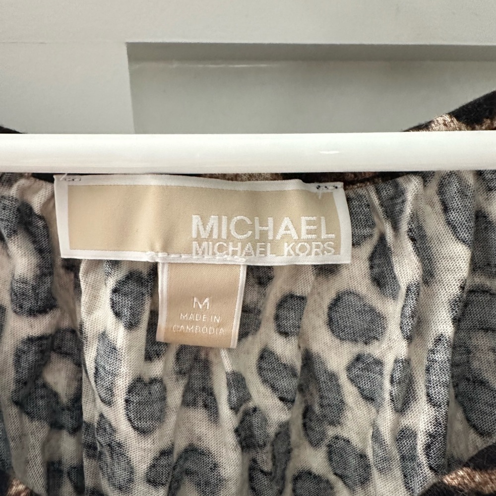 Michael Kors Medium leopard print long sleeve shirt